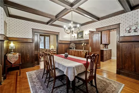 Dining - 435 Mitchell Ave, Clairton, PA 15025 photo 3 of 6