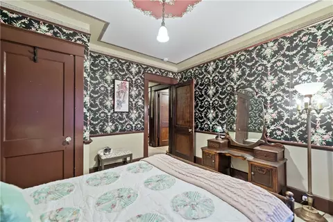 Bedroom - 435 Mitchell Ave, Clairton, PA 15025 photo 7 of 10