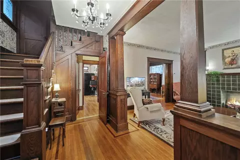 Entry Way - 435 Mitchell Ave, Clairton, PA 15025 photo 2 of 5