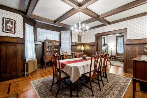Dining - 435 Mitchell Ave, Clairton, PA 15025 photo 2 of 6