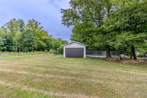 Exterior - 402 Sunset Rd, Friedens, PA 15541 photo 8 of 8
