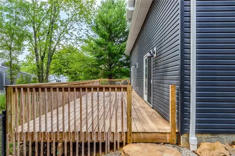 Exterior - 402 Sunset Rd, Friedens, PA 15541 photo 6 of 8