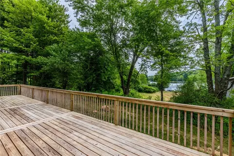 Exterior - 402 Sunset Rd, Friedens, PA 15541 photo 7 of 8