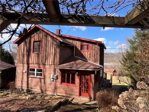 55 Elm St, Stoneboro, PA 16153