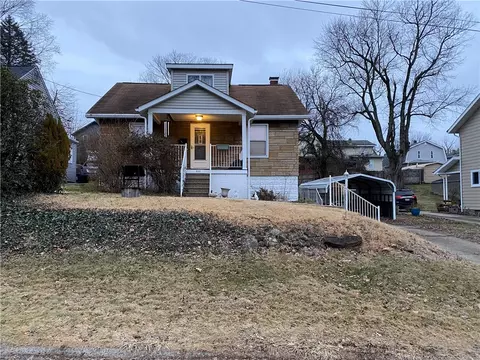 432 Rainbow Dr, New Kensington, PA 15068
