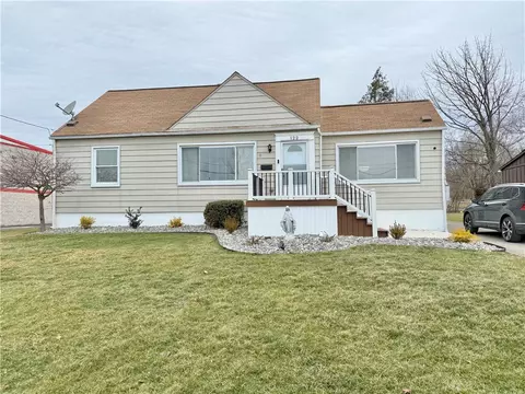 122 Kenneth Ave, New Castle, PA 16105