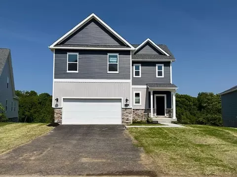341 Gleneagles Dr, Butler, PA 16001