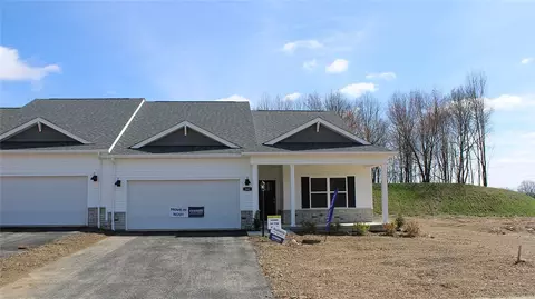 362 Gleneagles Dr, Butler, PA 16001