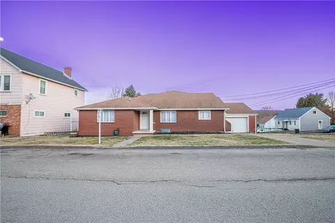 25 Mullen St, Uniontown, PA 15401