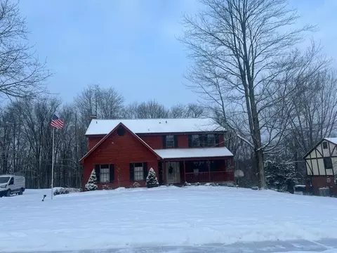 1509 King Charles Dr, Pittsburgh, PA 15237