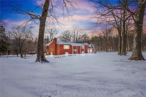 3895 Greenville Rd, Meyersdale, PA 15552