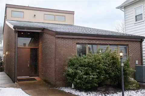 237 2nd St, Smithton, PA 15479