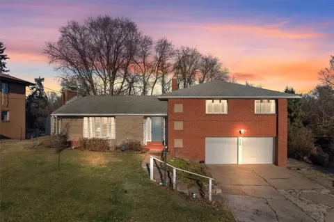 2468 Saunders Station Rd, Monroeville, PA 15146