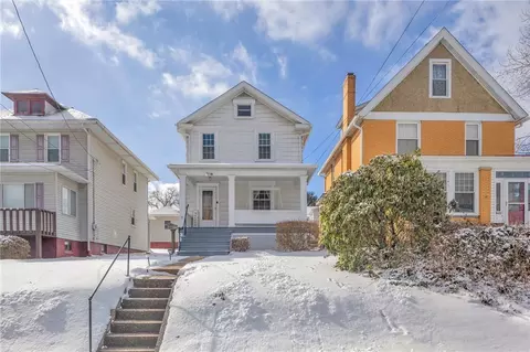 1604 Edgewood Ave, Coraopolis, PA 15108