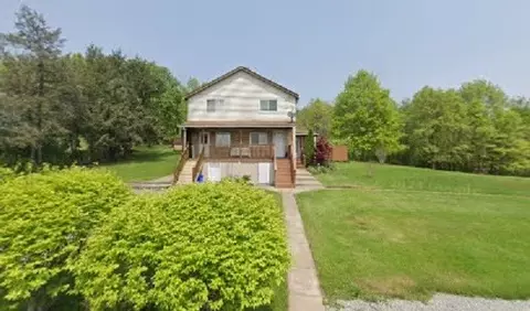18 Sharp St, Republic, PA 15475