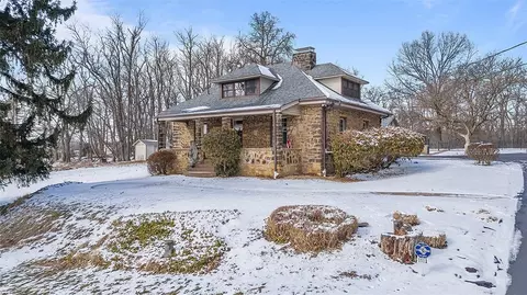 1111 Burchfield Rd, Allison Park, PA 15101