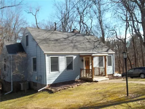 2502 Oakwood Rd, Glenshaw, PA 15116