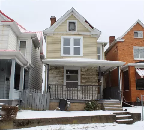 506 Allen Ave, Donora, PA 15033