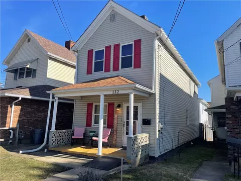 132 Castner, Donora, PA 15033