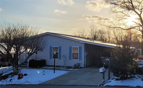 614 Cloverview Cir, Pittsburgh, PA 15239