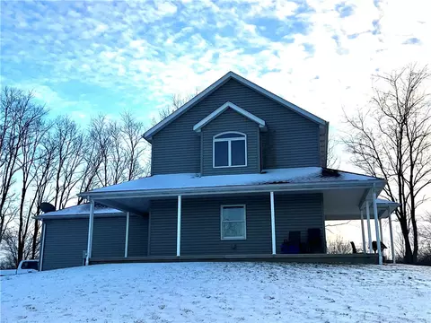 238 Guthrie Rd, New Alexandria, PA 15670