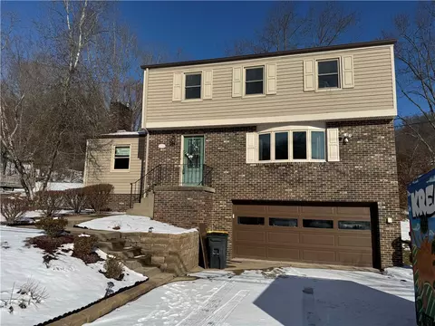 2556 Wexford Run Rd, Wexford, PA 15090