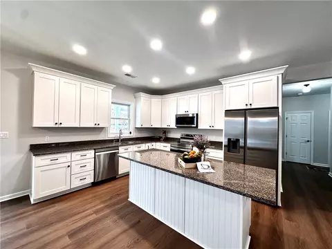Kitchen - 211 Ruby Dr, Uniontown, PA 15401 photo 4 of 5