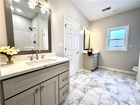 Bath - 211 Ruby Dr, Uniontown, PA 15401 photo 2 of 5