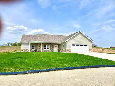 Exterior - 211 Ruby Dr, Uniontown, PA 15401 photo 4 of 5