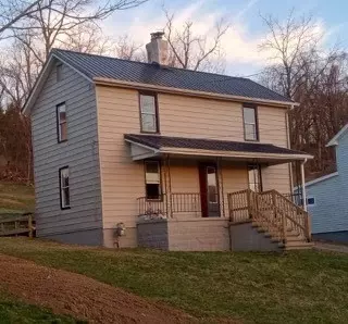 240 Roosevelt St, Washington, PA 15301