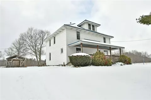 129 Canon Rd, Stoneboro, PA 16153