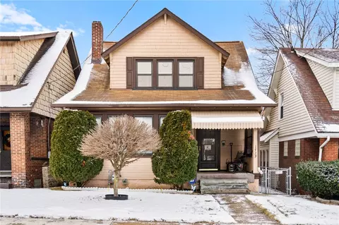 1729 Ridge Ave, New Kensington, PA 15068