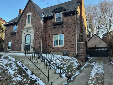 1420 Carnegie Ave, Mckeesport, PA 15132