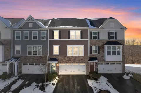 144 Curtis Ct, Pittsburgh, PA 15237