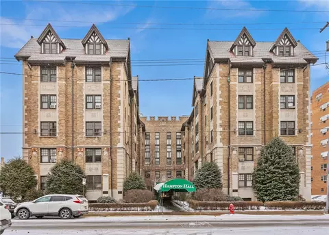 166 N Dithridge St #5L, Pittsburgh, PA 15213