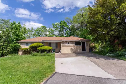 16 Sheridan Ct, Pittsburgh, PA 15206