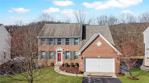 6059 Independence Dr, Clairton, PA 15025