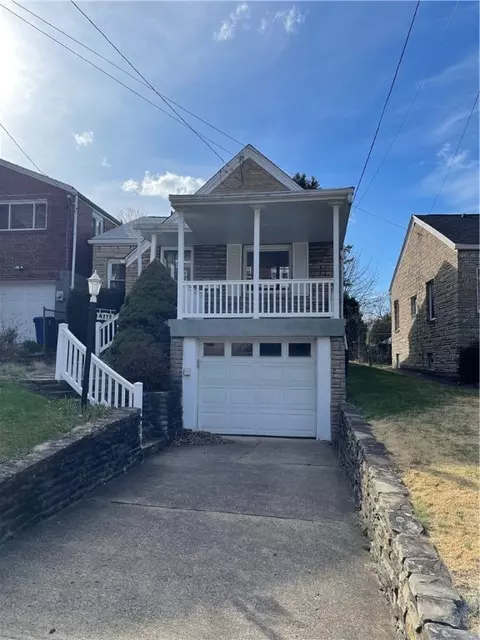 4272 Mccaslin St, Pittsburgh, PA 15217
