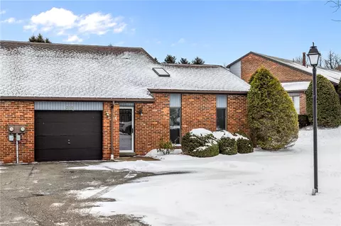 235 Greenwood Dr, Canonsburg, PA 15317