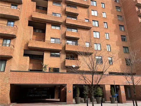 307 S Dithridge St #809, Pittsburgh, PA 15213