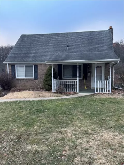 27 Meadowbrook Ave, Greensburg, PA 15601