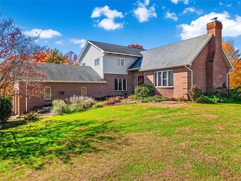 363 Hickernell Rd, Fombell, PA 16123