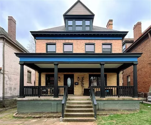 5438 Baywood St, Pittsburgh, PA 15206
