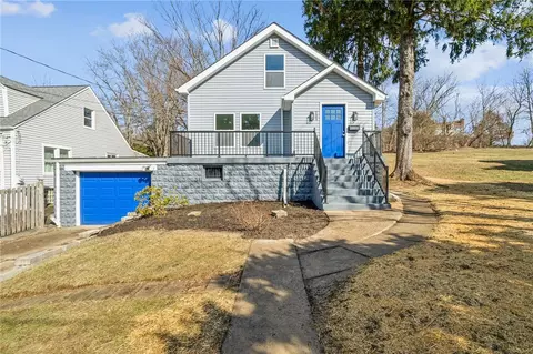 109 Chambers Ln, Canonsburg, PA 15317
