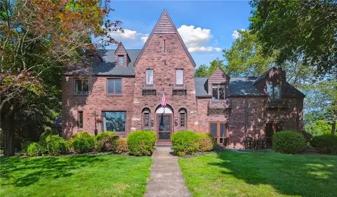 730 Gramac Ln, Pittsburgh, PA 15235