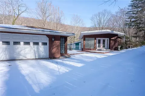 3340 Lincoln Hwy, Latrobe, PA 15650