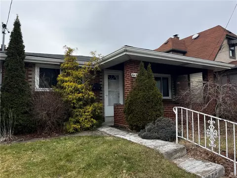 1040 Indiana Ave, Glassport, PA 15045