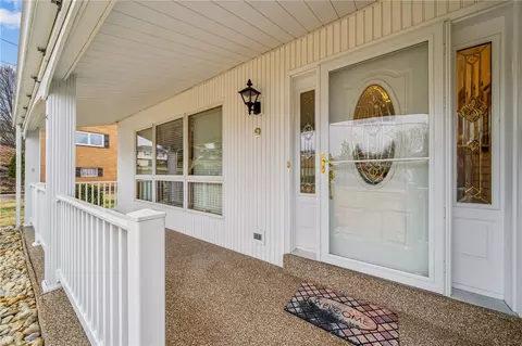 Exterior - 9 Dell Dr, Irwin, PA 15642 photo 2 of 3