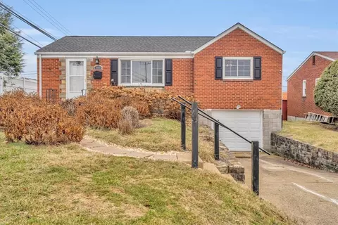 1601 Moynelle Dr, Pittsburgh, PA 15243