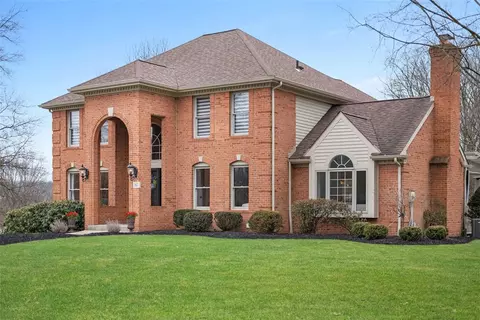 317 Blue Run Rd, Cheswick, PA 15024
